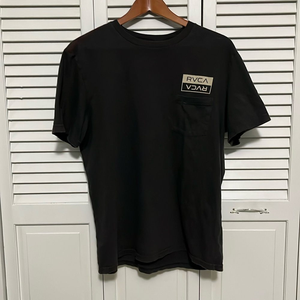 RVCA t-shirt